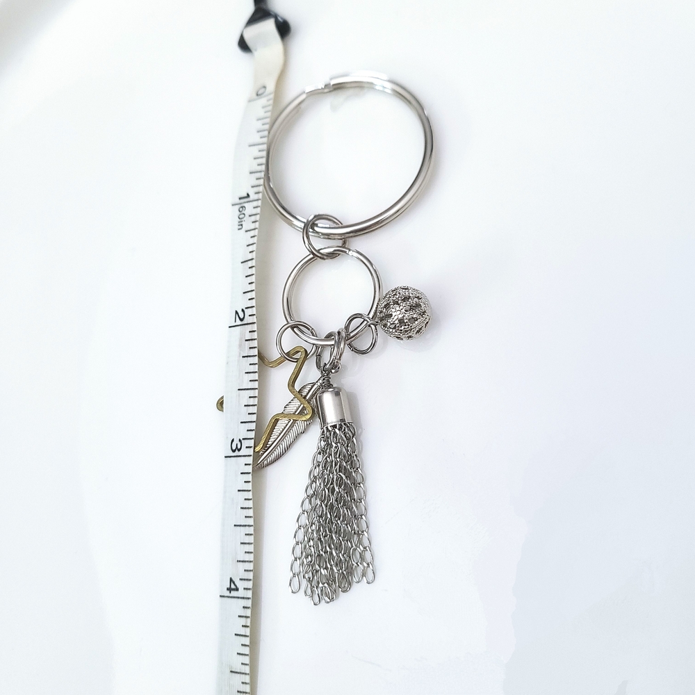 Star Keychain Accessory - Picture 3 of 4